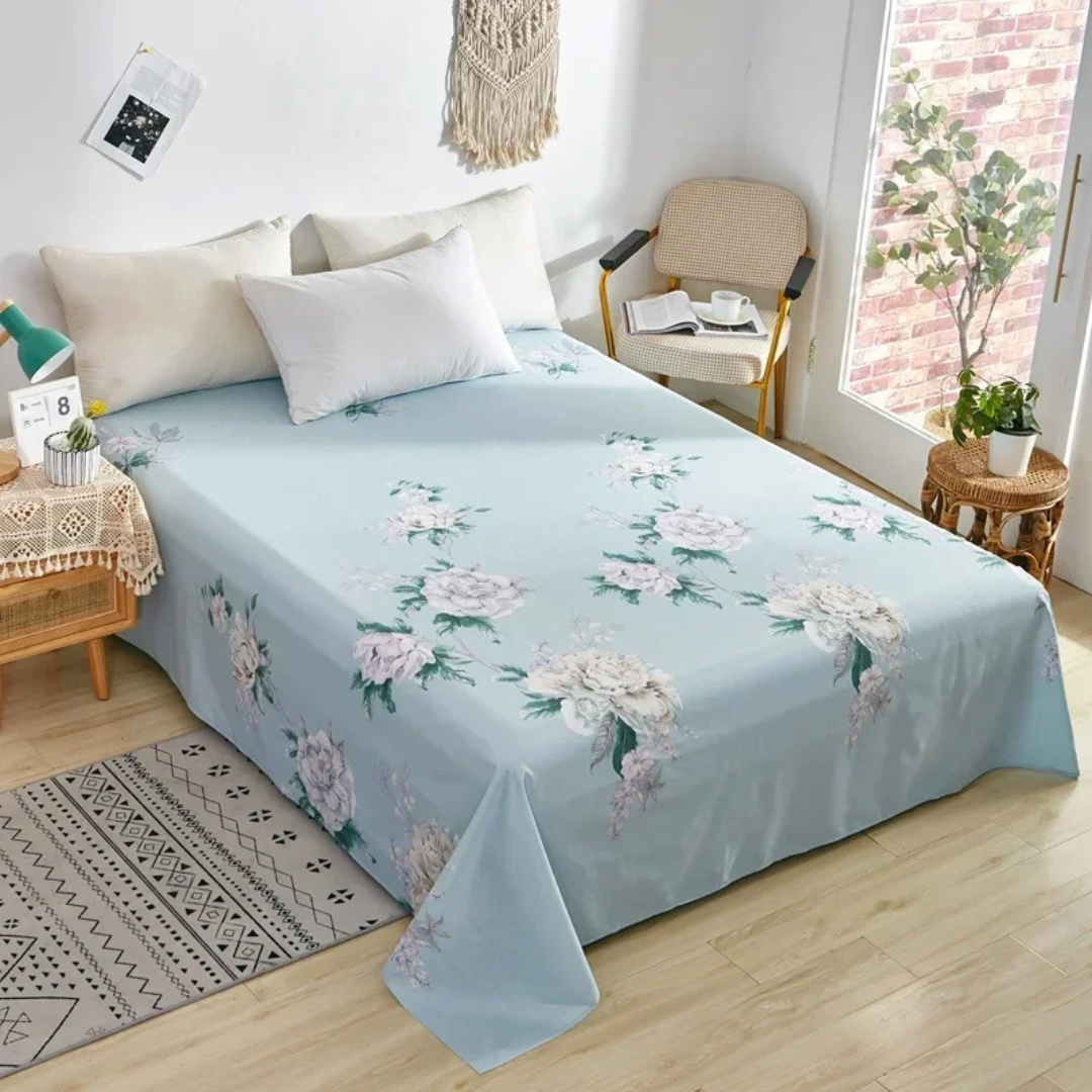 Liora - Elegant Luxury Bed Cover