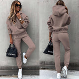 Luna – Women’s Fashionable Jogging Suit