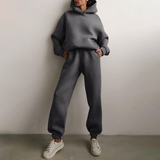 Luna – Women’s Fashionable Jogging Suit