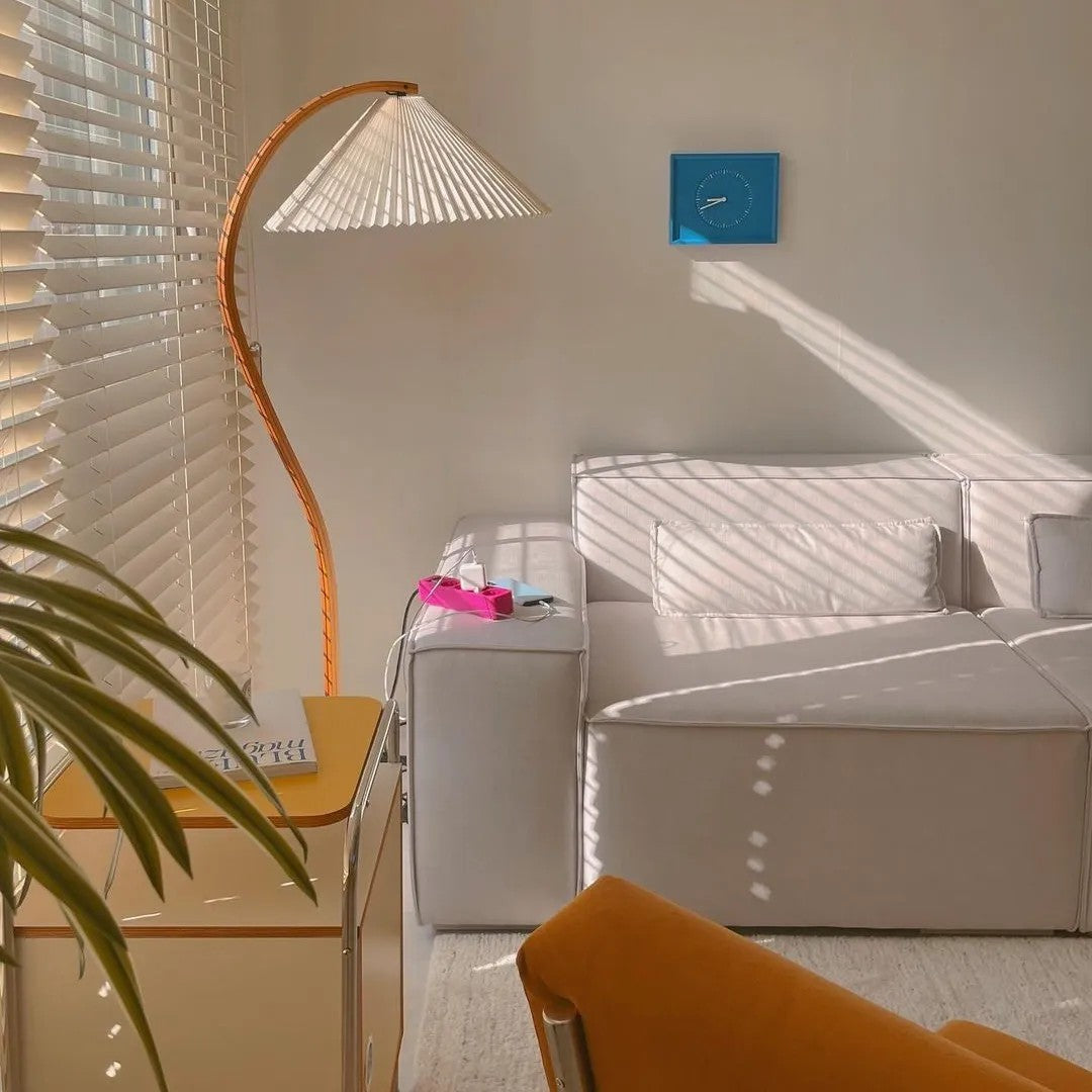 LumaLight - Stylish LED Floor Lamp