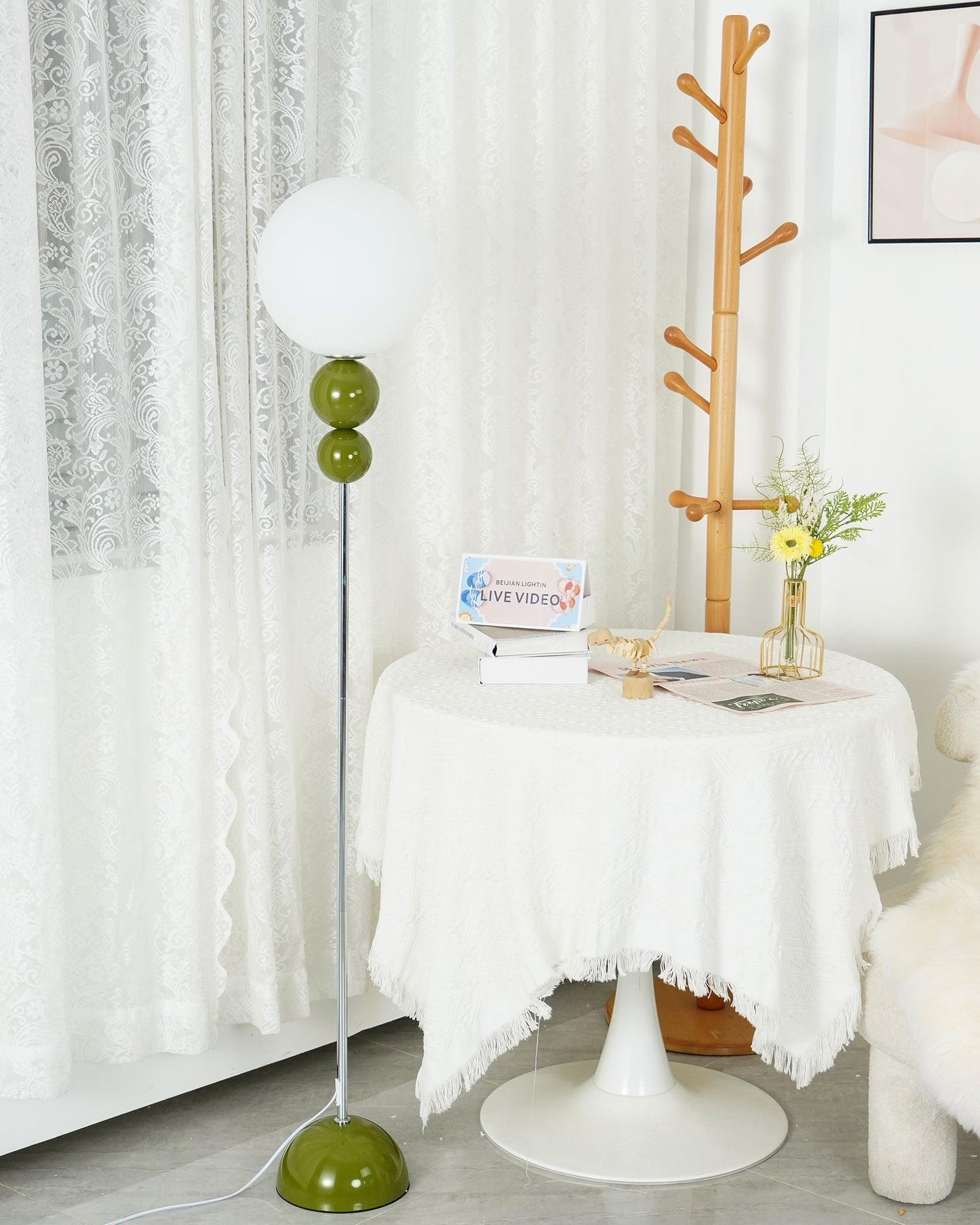 ClaraGlow - Modern LED Floor Lamp