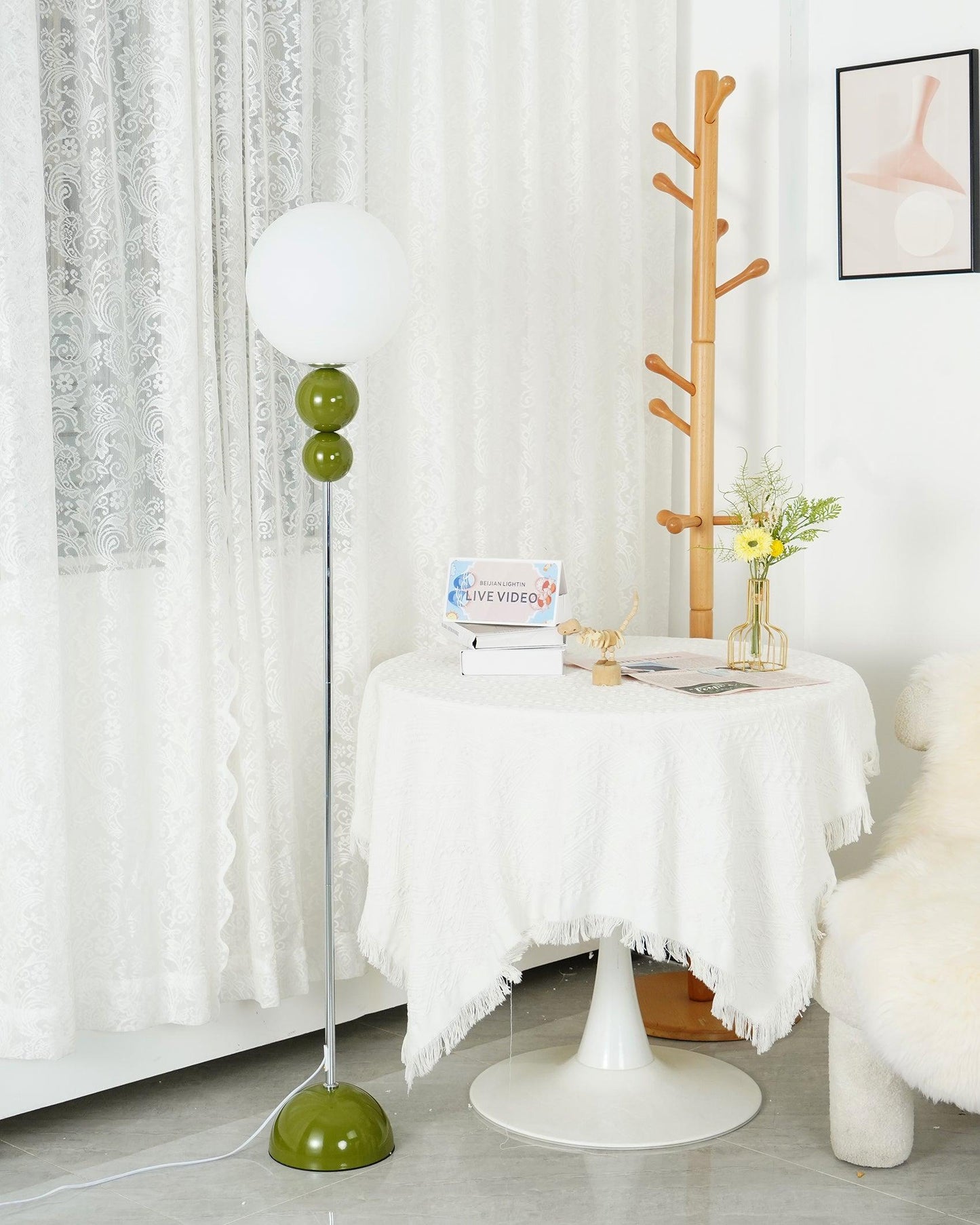 ClaraGlow - Modern LED Floor Lamp