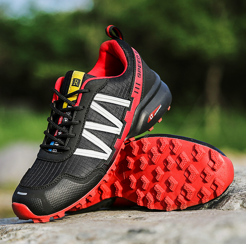 Comfortable men's hiking shoes - Maxim 5