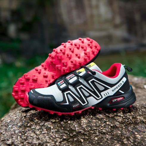 Comfortable men's hiking shoes - Maxim 6