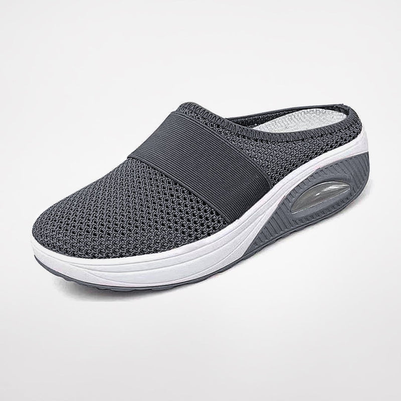 Luna - Stylish Women's Ergonomic Slippers