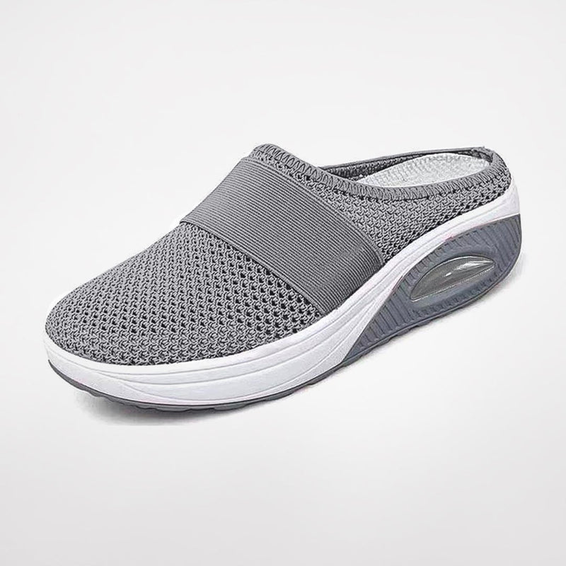 Luna - Stylish Women's Ergonomic Slippers
