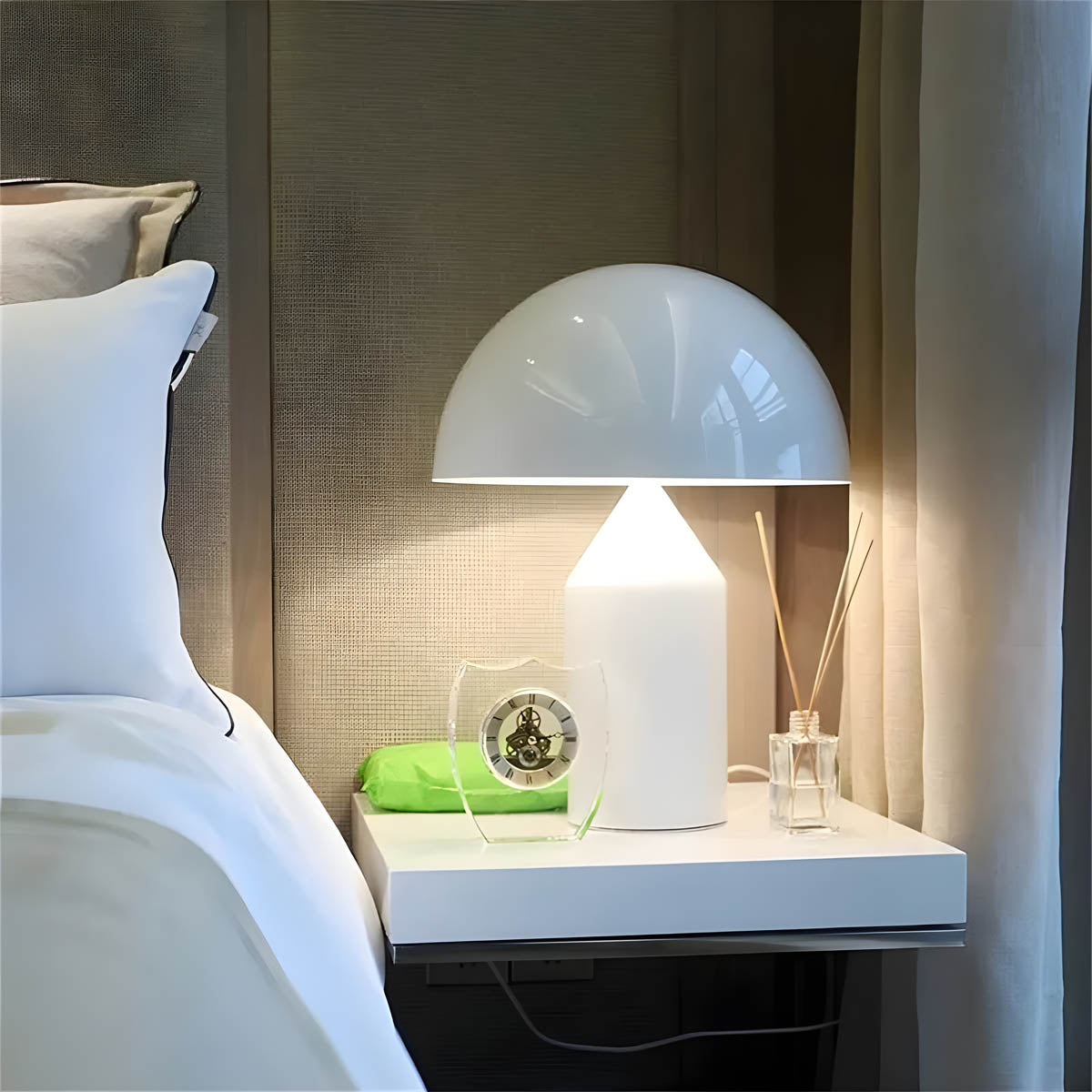 Lumia - Elegant Luxury Table Lamp