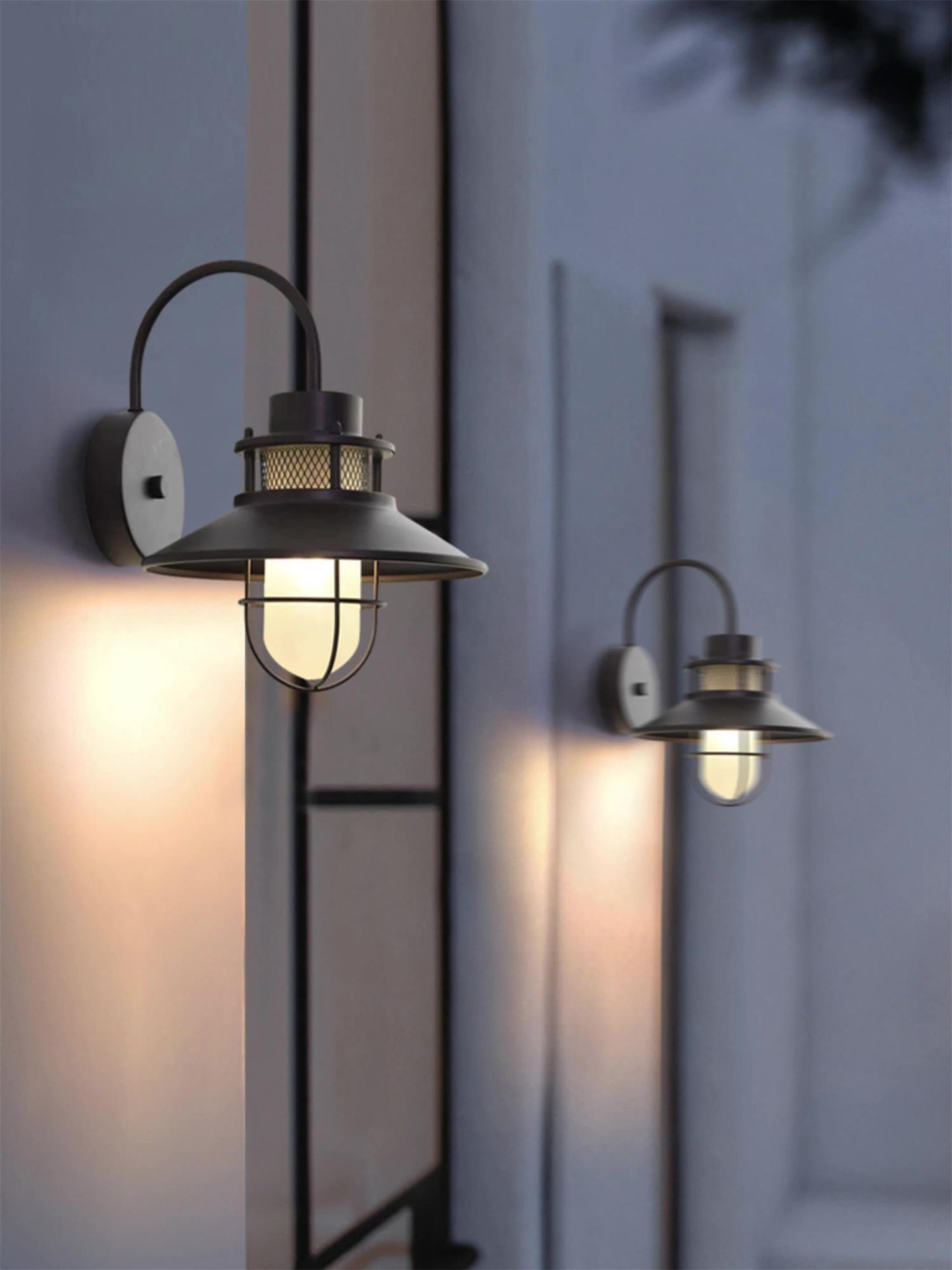 Luma - Stylish Outdoor Wall Lamp