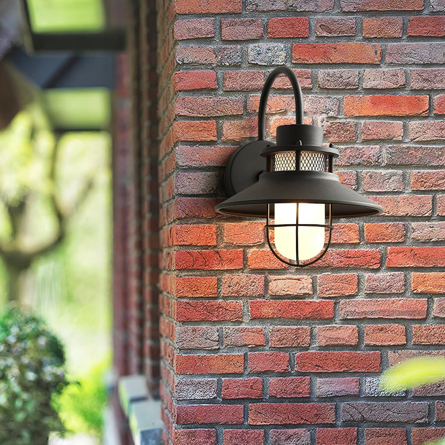 Luma - Stylish Outdoor Wall Lamp