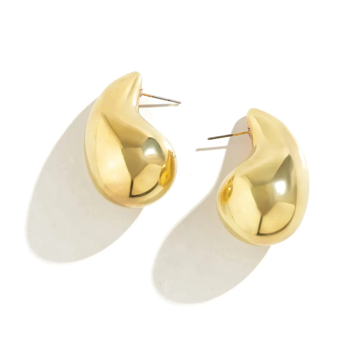 Gold -colored drops earrings 2