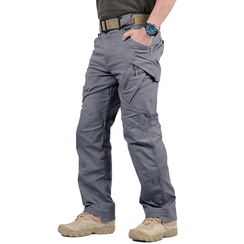 Lukas | Cargo pants with multiple pockets 1