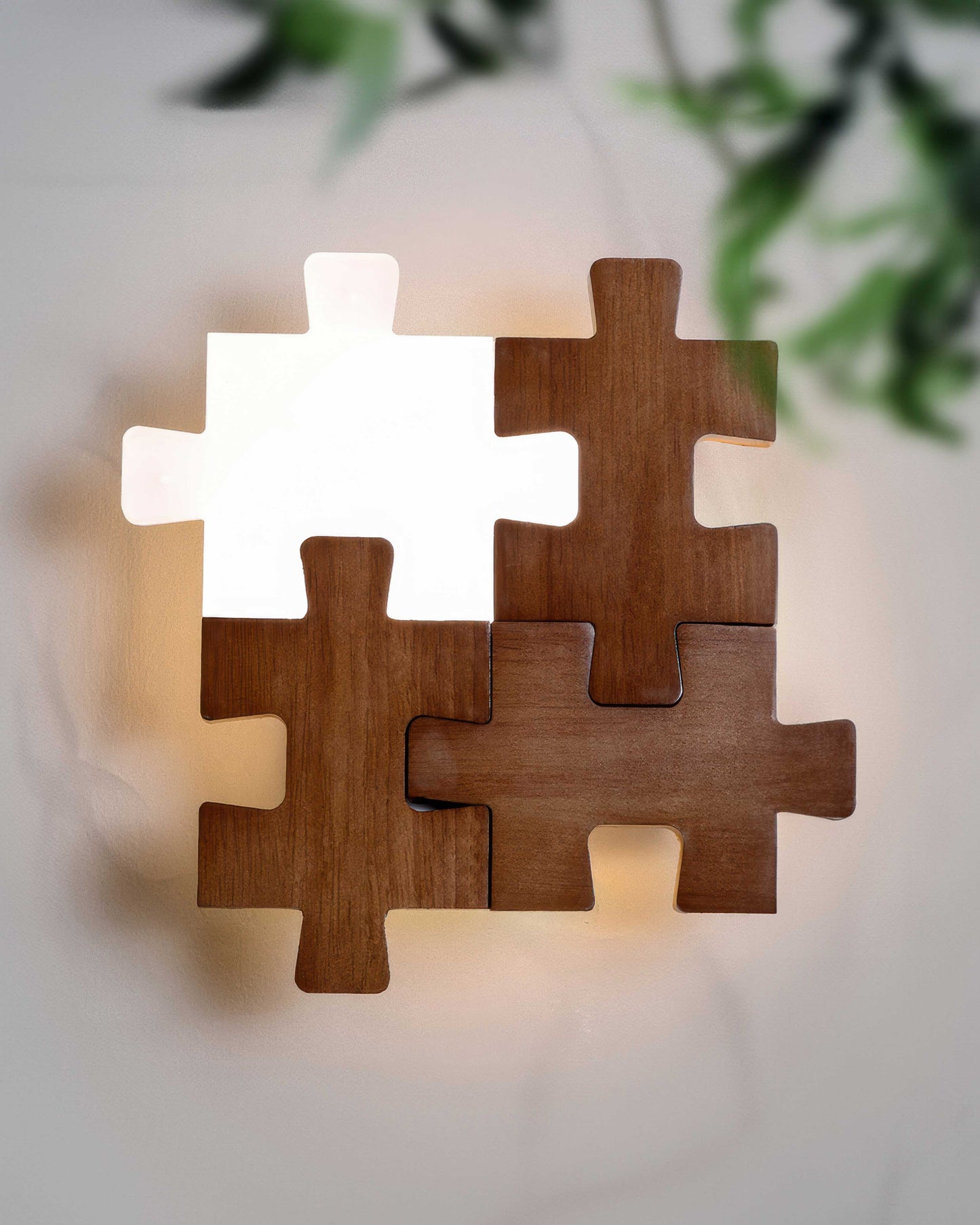 PuzzleGlow – Modern LED Wall Lamp with Wooden Playful Design