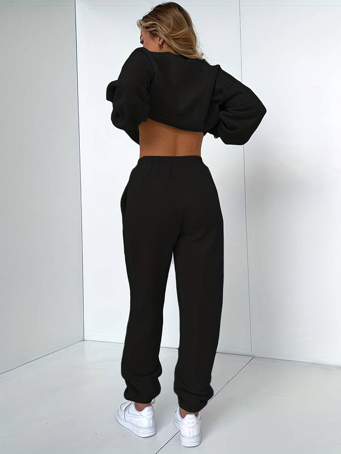 Women’s Relaxed Sweatshirt & Joggers Set