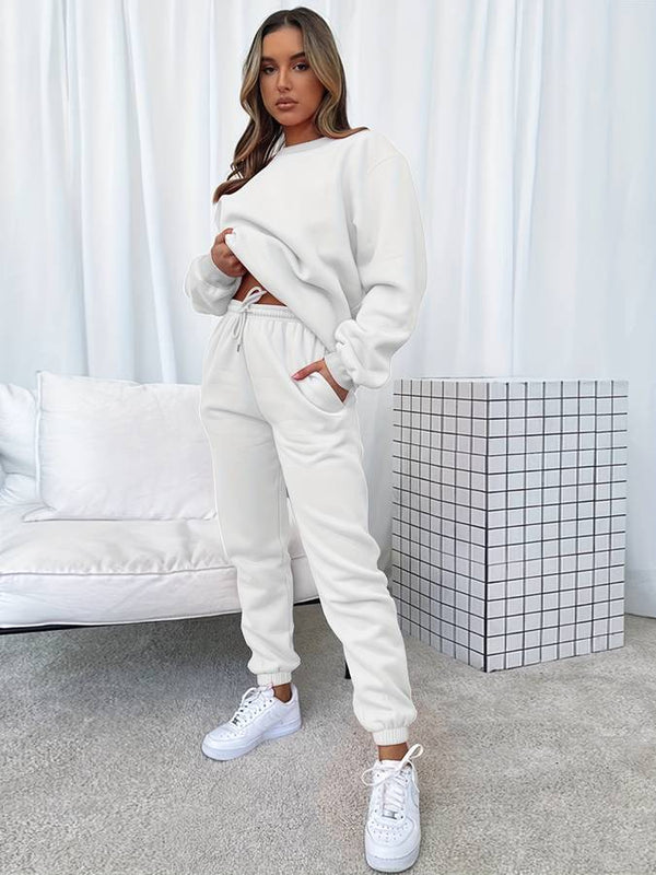 Women’s Relaxed Sweatshirt & Joggers Set