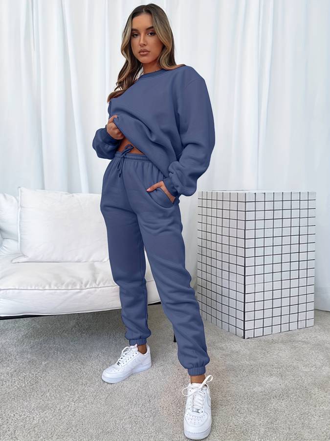 Women’s Relaxed Sweatshirt & Joggers Set
