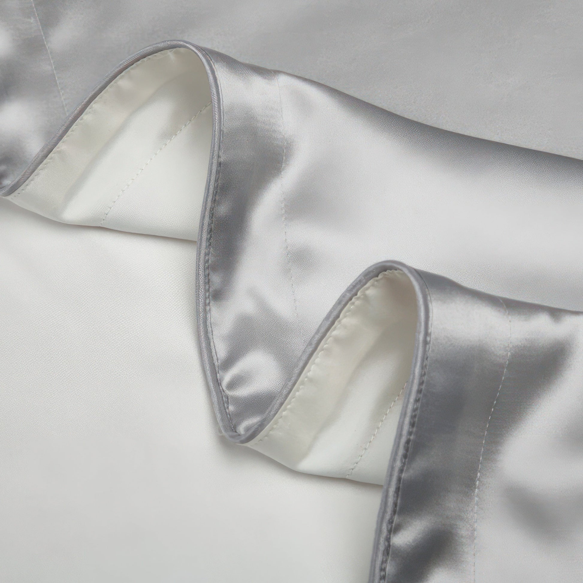 Luxurious Silk Pillowcase for Hair – 100% Silk with Tencel Underside, Elegant Design-4