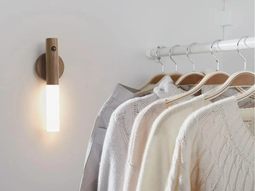 LumeMag – 2 Piece Magnetic LED Night Light Set