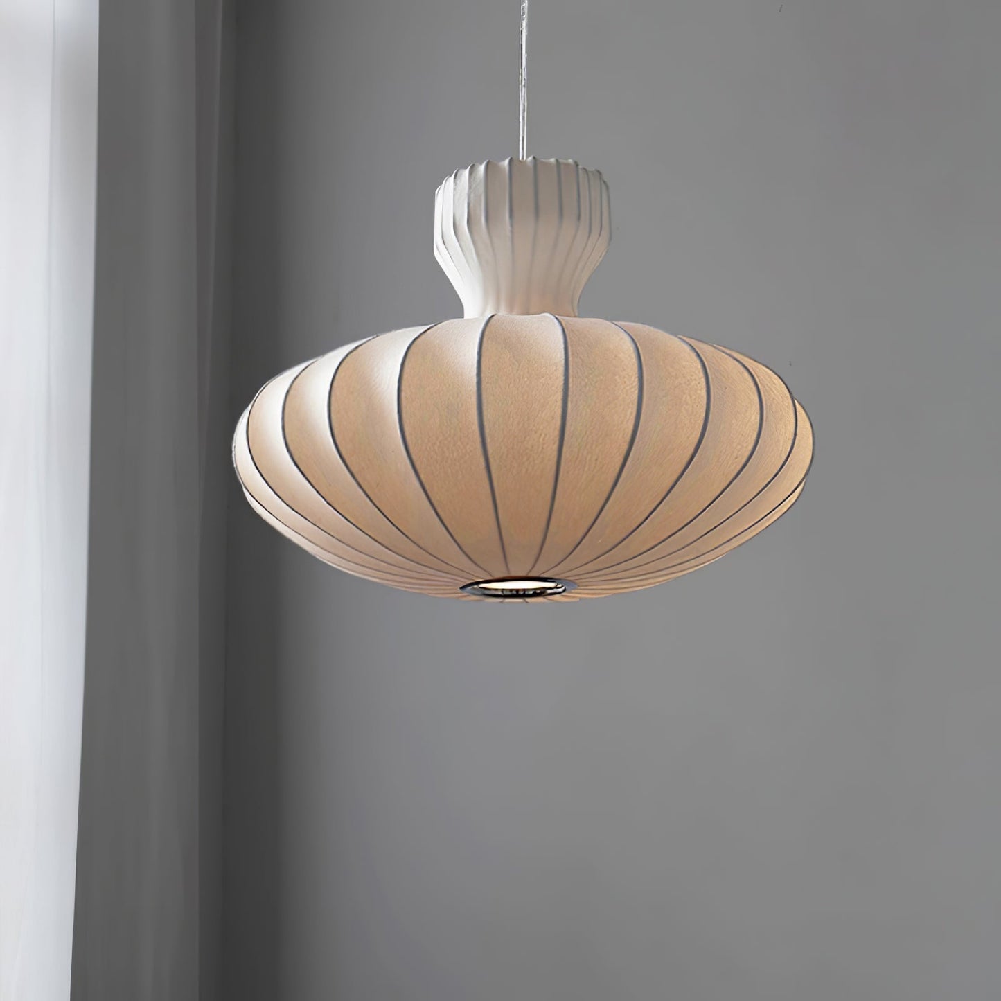 Lumo - Elegant Floral Pendant Light