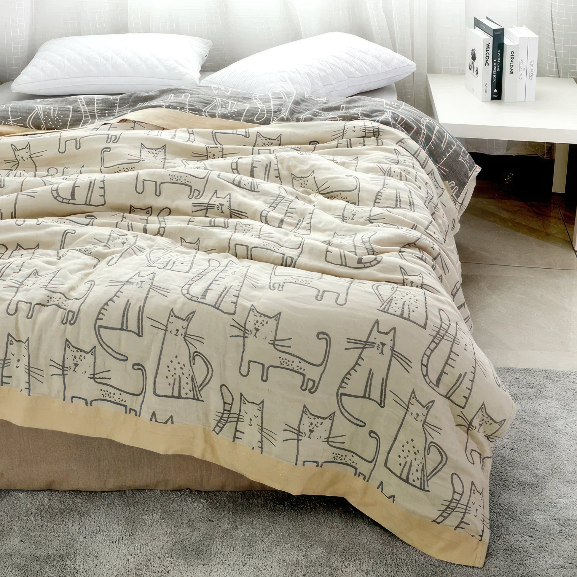 Variant image for Cozy Cat Blanket - Reversible 100% Cotton Throw with Adorable Cat Patterns-1