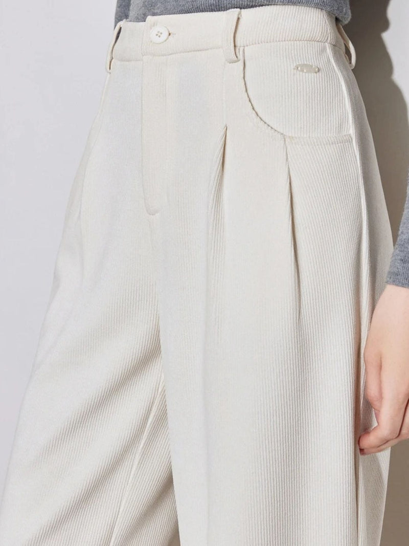 Mila – Wide Pleated Women's Corduroy Pants