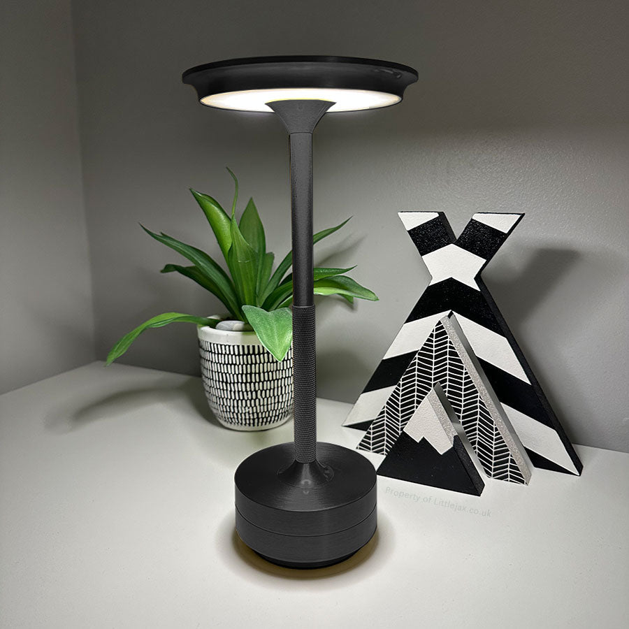 LumiAura - Cordless Modern Table Lamp