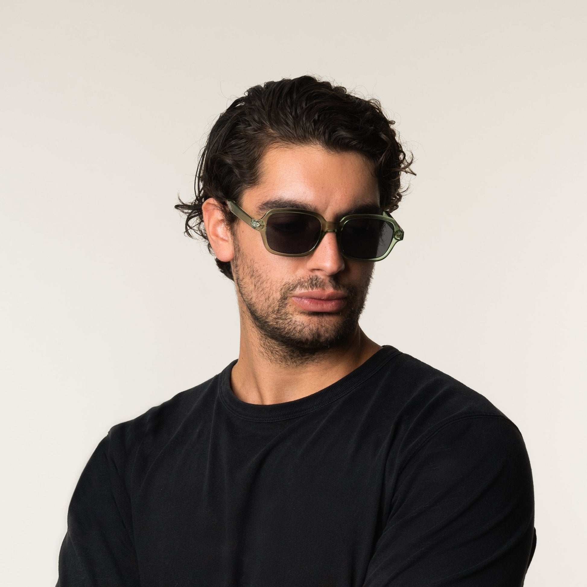 Boca Retro Garden Sunglasses with Colored Lenses & Protective Case-4