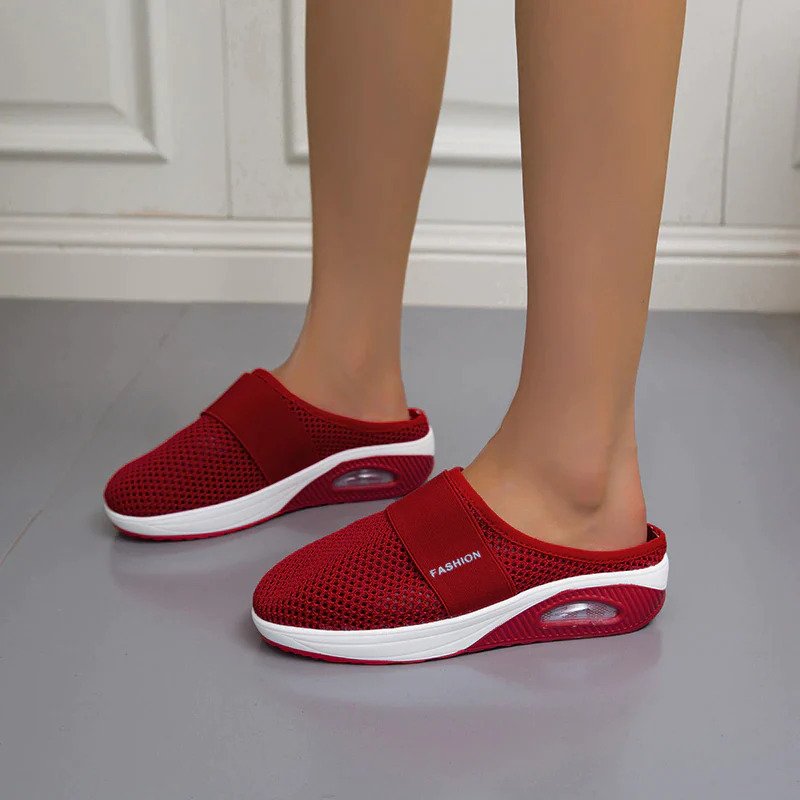 Luna - Stylish Women's Ergonomic Slippers