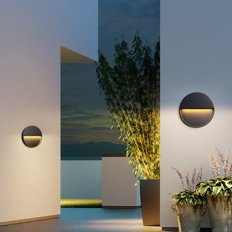 LumaStep – Sleek LED Wall Lamp for Stylish Staircase Lighting