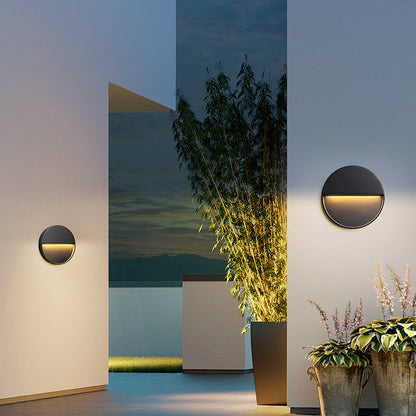 LumaStep – Sleek LED Wall Lamp for Stylish Staircase Lighting