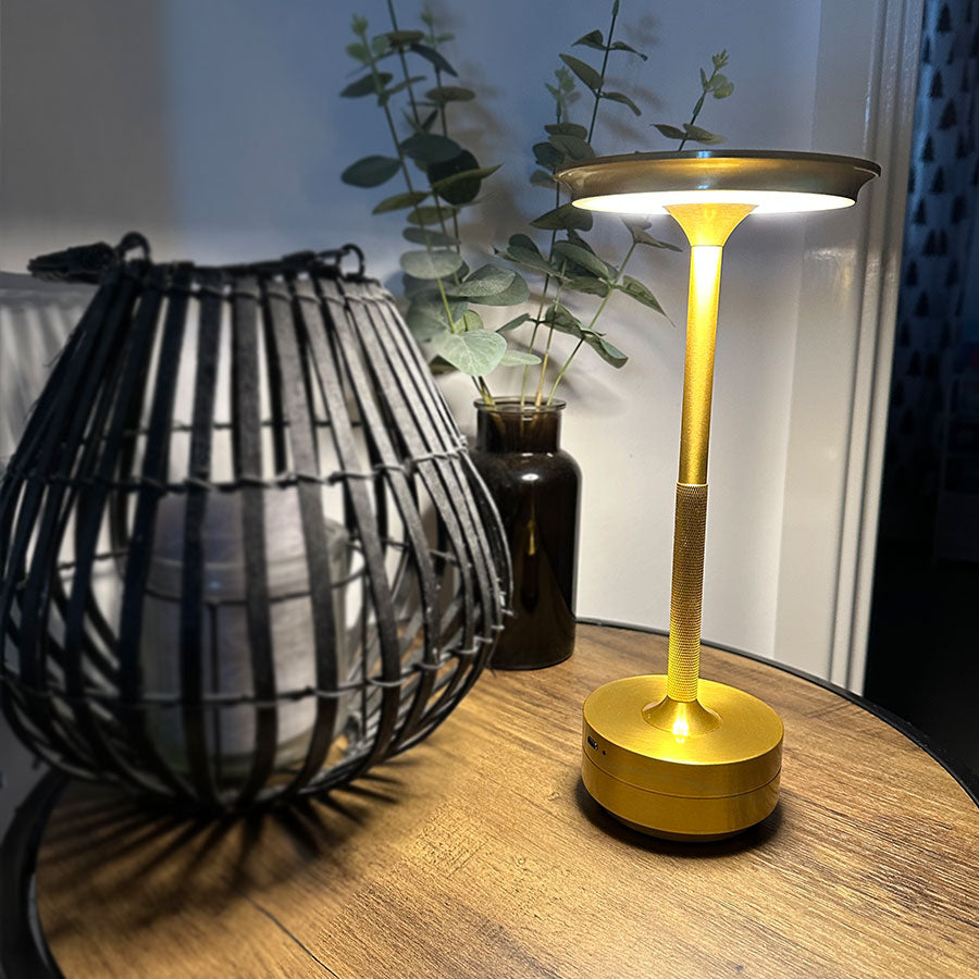 LumiAura - Cordless Modern Table Lamp