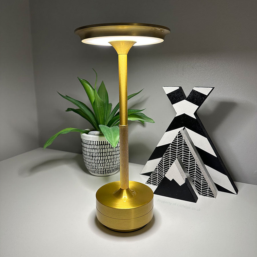 LumiAura - Cordless Modern Table Lamp